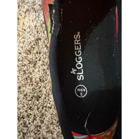 Sloggers Size 8 red slip ons, garden shoes - Picture 4 of 4